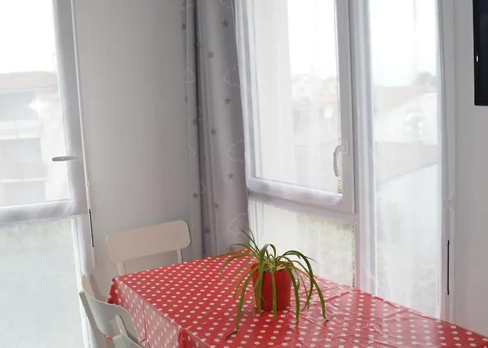 L'escale Phare 아파트 *